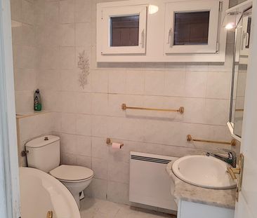 Petite maison individuelle avec jardin ! BAIL A DUREE MAXIMUM D'UN ... - Photo 3