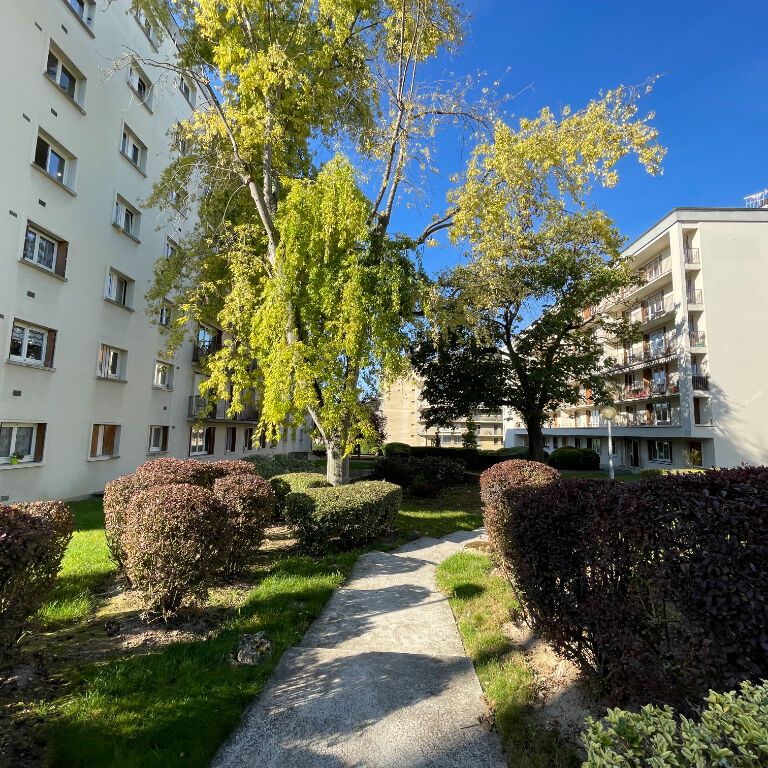 Location appartement 2 pièces, 54.00m², Reims - Photo 1
