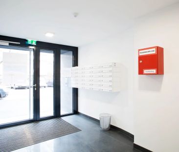 AB JUNI! Charmante 2-Zimmer-Wohnung - Nähe Millennium City U6 - Photo 2