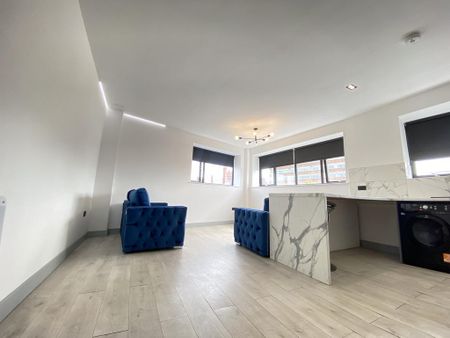 1 bedroom flat to rent - Photo 2