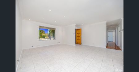 ARMADALE - 3x1 - NEWLY RENOVATED WITH LARGE WORKSHOP SHED - Photo 4