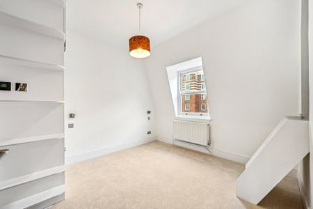 3 bedroom flat to rent - Photo 4