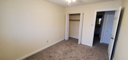 Second Floor 2 Bedroom Apt in Riverside Meadows with Balcony - Photo 3