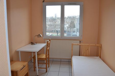 : Appartement 33 m² à Saint-Étienne - Photo 2