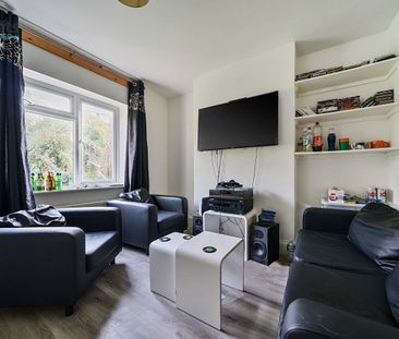 5 bedroom house to rent - Photo 1