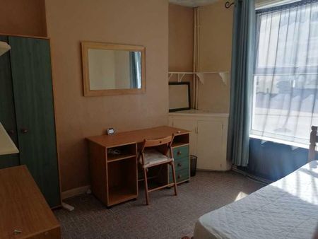 4 bedroom terraced house to rent - Photo 5