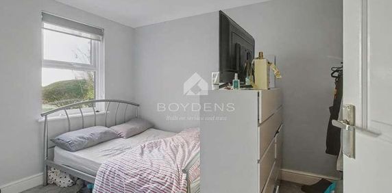 Oxford Court Lexden Colchester, CO3 - Photo 2