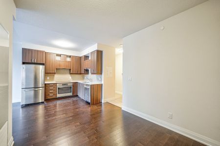 For Lease - 28 Uptown Drive Unit# 728, Markham, Ontario - Photo 4