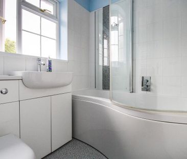 3 bedroom terraced house to rent - Photo 5