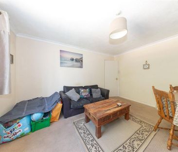 2 bedroom maisonette to rent - Photo 1