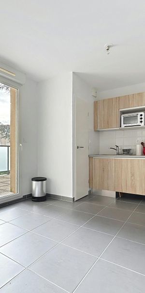 Lyon 5ème : Lumineux T3 meublé avec balcon et garage double - Photo 1