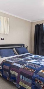 Central and Sunny on Rangiamohia! - Photo 3