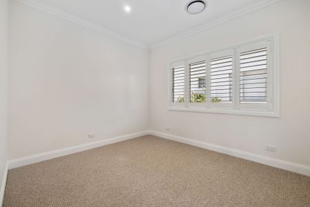 Modern 3-Bedroom Home in the Heart of the CBD - Photo 4