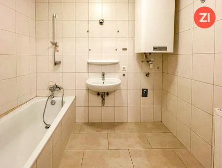 Schöne 2,5-Zimmer Wohnung inkl. Küche und Loggia - Linz Zentrum - Photo 2