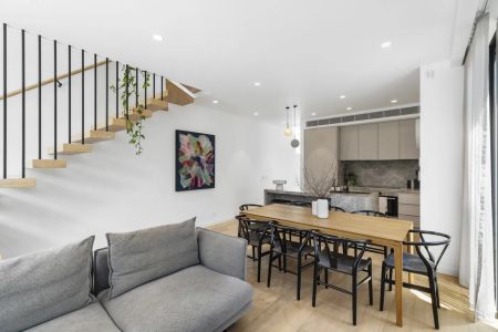 A Statement of Space, Style & Sophistication! - Photo 2