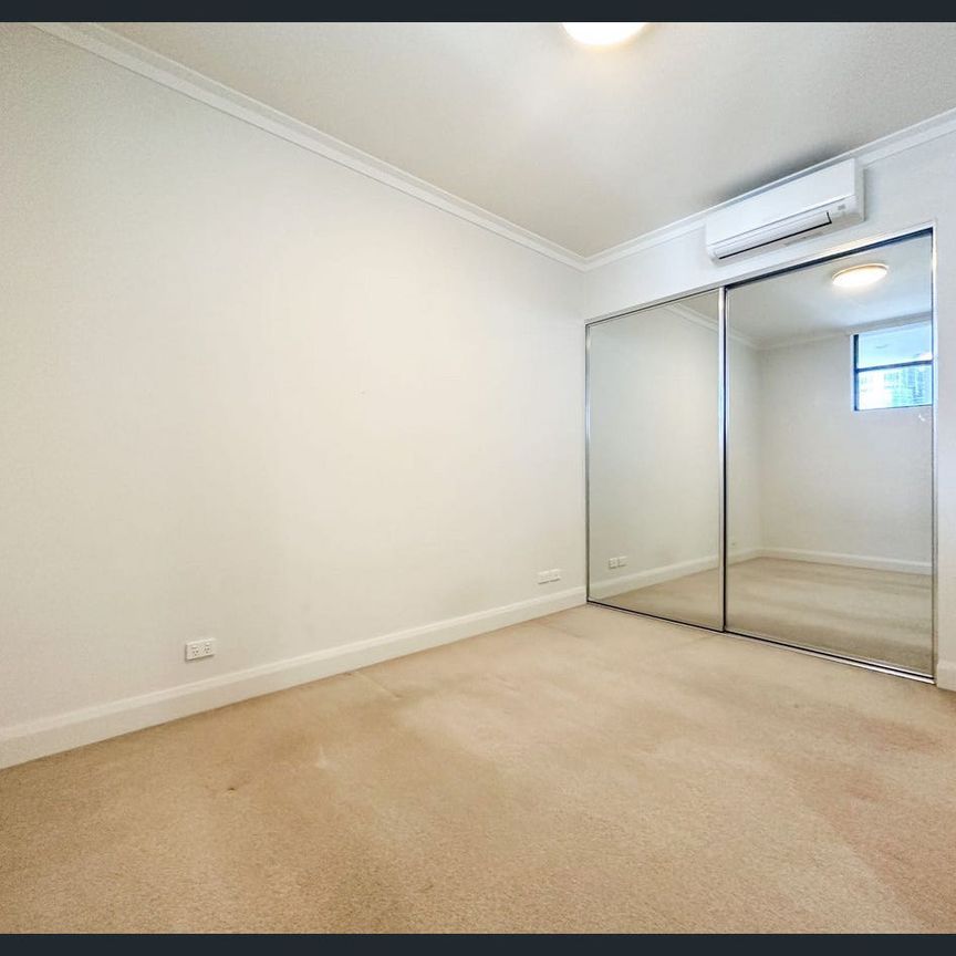 VQ 1 Bedroom Apartment For lease - Photo 1