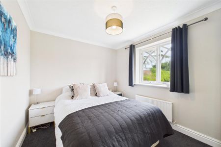 4 bedroom detached house to rent - Photo 4