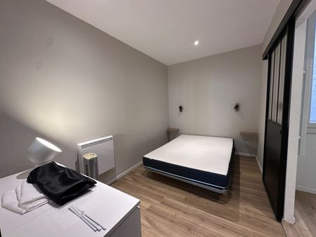 Location Appartement 1 pièce 35m² MONTPELLIER 34000 - Photo 2