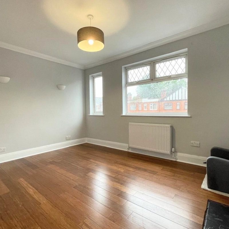 Tuddenham Avenue - Photo 1