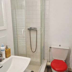 A VENDRE STUDIO MEUBLE 18 m² - KERENTRECH - Photo 2