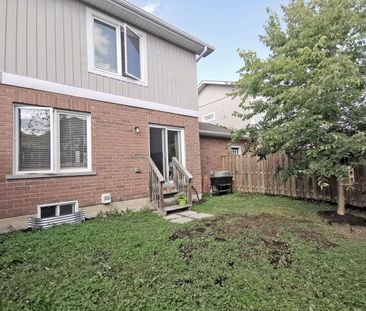 90 Sovereign's Gate, Unit 29, Barrie ON L4N9E1 - Photo 5