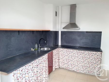 Location Appartement 2 pièces 45m² CREPY EN VALOIS 60800 - Photo 3