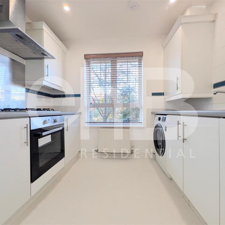 2 bedroom house to rent - Photo 1