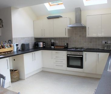 2 bedroom semi-detached house to rent - Photo 1