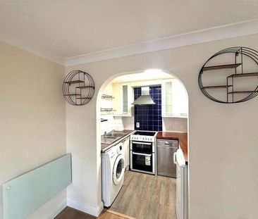 Gloucester Court, Denham Green, UB9 - Photo 3