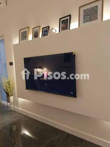 Piso en alquiler en Centro - Photo 2