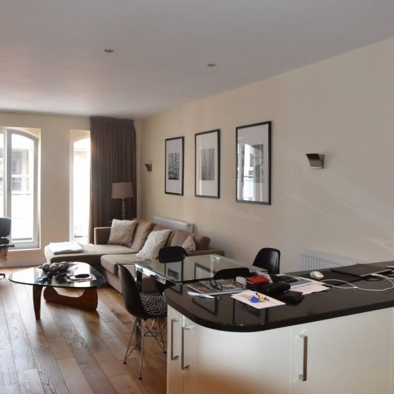 William Street, Windsor, Berkshire,SL4 - Photo 1