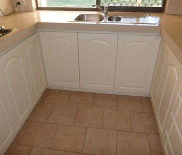 8 Martinup Court, Heathridge, WA 6027 - Photo 5