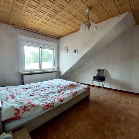 Verzorgd appartement met twee slaapkamers en garagebox. - Photo 3