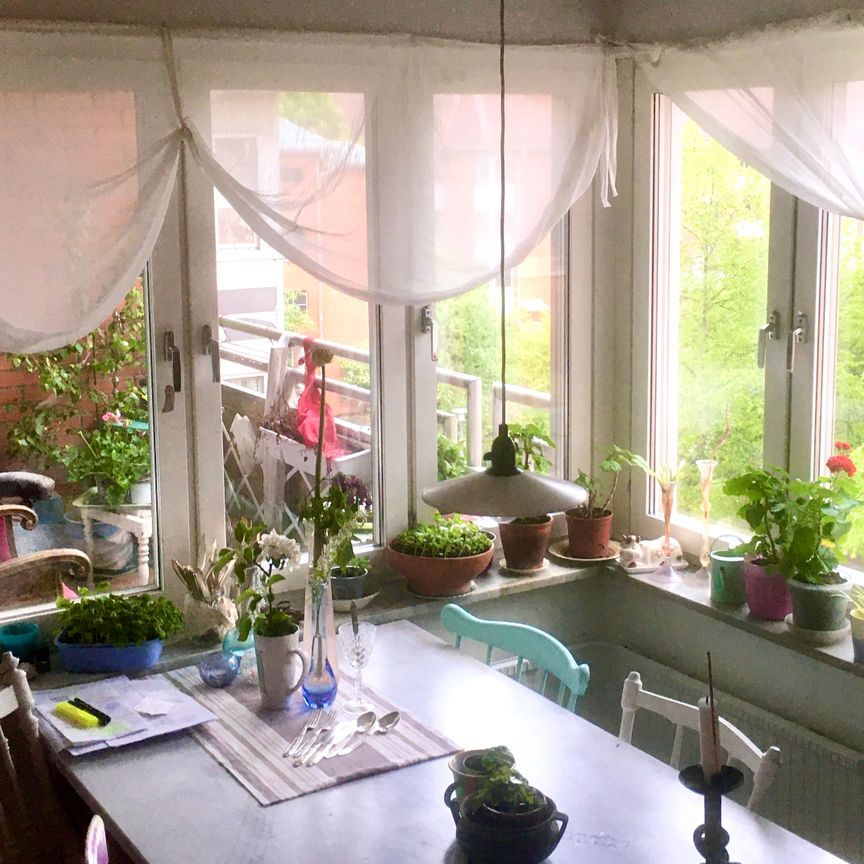 Horisontvägen, Skarpnäck - Photo 1