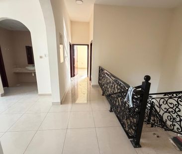 Luxury and spacious 4bhk villa Dubal story villa - Photo 1