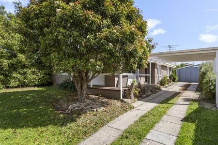 15 Cheryl Crescent, Belmont - Photo 3