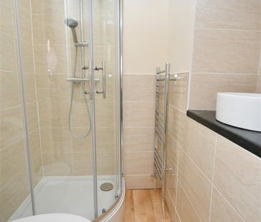 1 bed house to rent in Prestwich Street, Burnley, BB11 - Photo 4