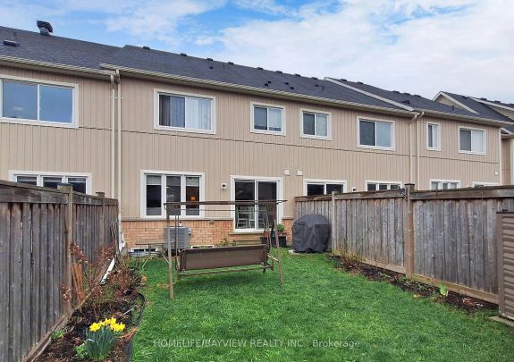 Condo Townhouse For Lease | N9255432 - Photo 1