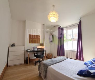 4 bedroom terraced house to rent - Photo 3