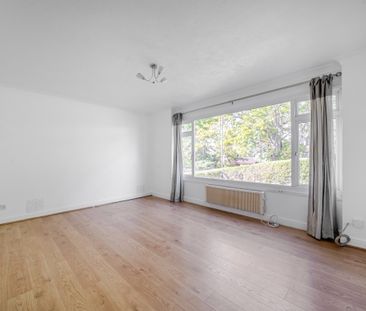 2 bedroom flat to rent - Photo 2