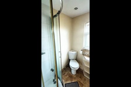 Room in a Shared Flat, Northborough Road, SW16 - Photo 2