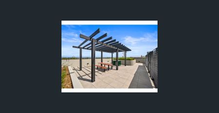 Affordable Housing - 2 bedroom apartments in a fairly new complex! - Photo 3