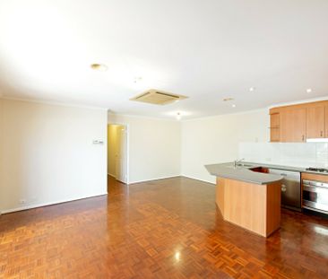 Family Home In Heart Of Bruce - Photo 6