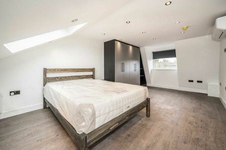 Killyon Terrace, Clapham, SW8 - Photo 2