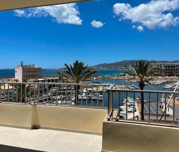 Apartamento de lujo con terraza y vistas al mar en el Portixol, sin... - Photo 2