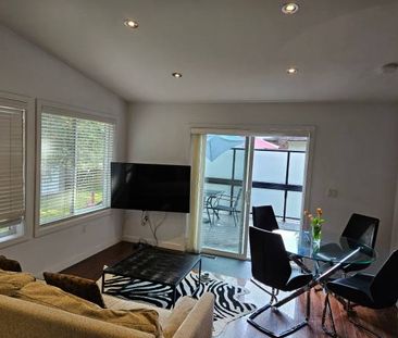 Furnished 2-Bedroom Loft in Squamish – Bright & Spacious - Photo 3