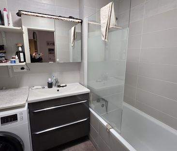 Location Appartement 2 pièces 45m² ANGERS 49100 - Photo 6