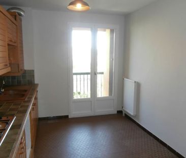 Appartement F3 avec cave et garage à louer à TOURNON SUR RHONE - Photo 6