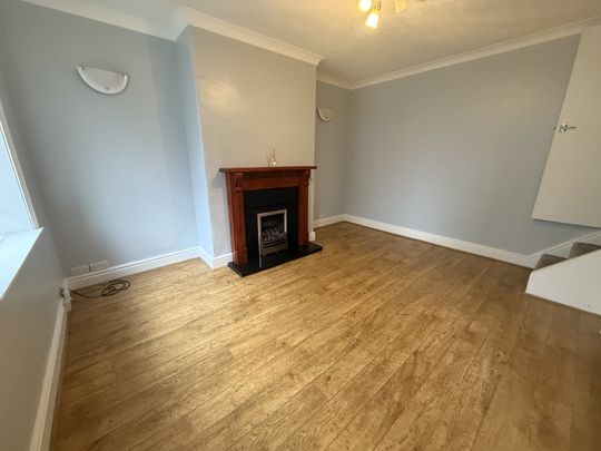 Abbott Street, Huddersfield - Photo 1