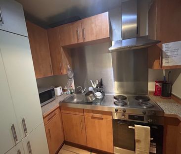 Room in a Shared Flat, City Road, EC1V - Photo 6